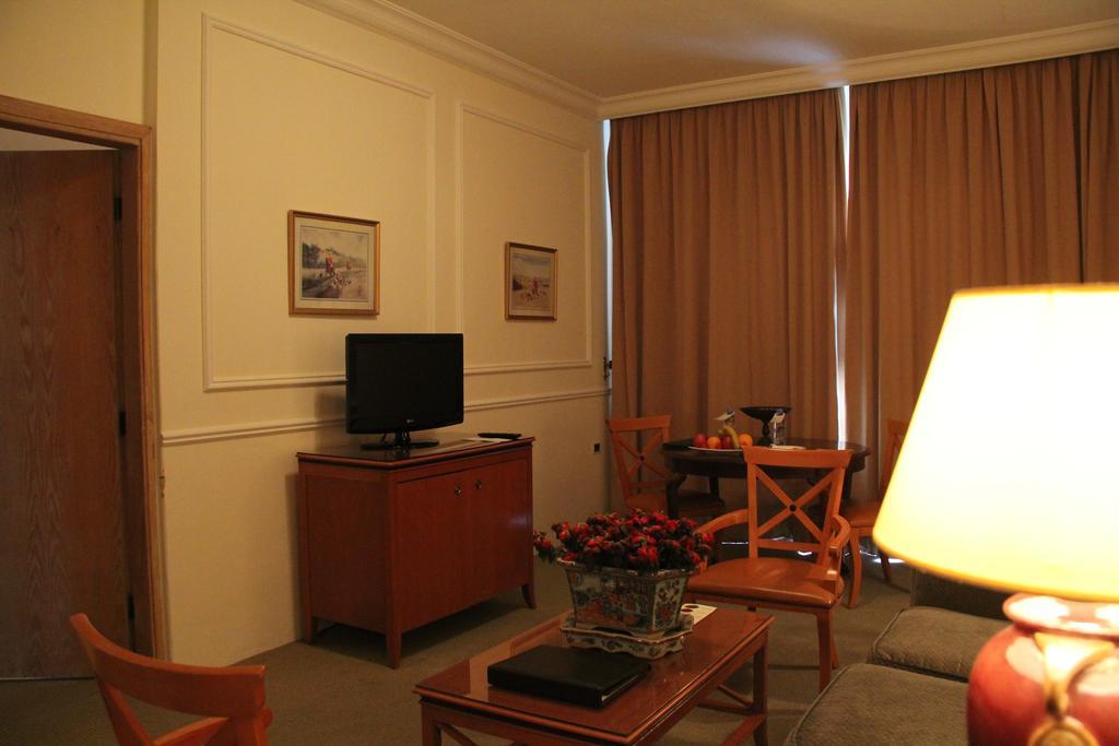 Napoleon Hotel Beirute Exterior foto